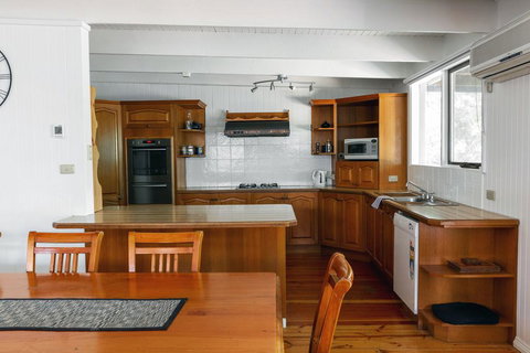 Halina - E Caravan Parks 3