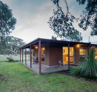 Halls Haven Resort - E Caravan Parks