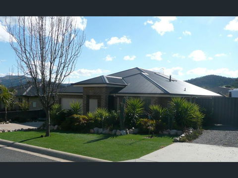 Hampton On Toner - E Caravan Parks 0