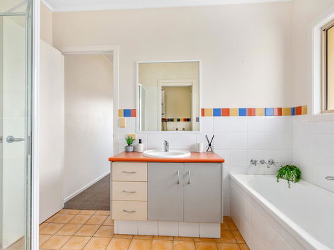 Hastings Cove Apartments - Tweed Coast Holidays - E Caravan Parks 2