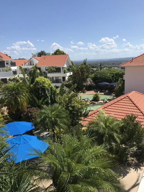 Haven On Noosa Hill - Sunset Views, Pools, Spa - E Caravan Parks 0
