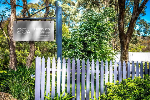 Hepburn Villas - E Caravan Parks 2