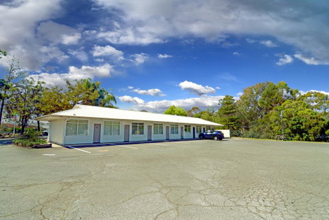 Heritage Hotel - E Caravan Parks 3