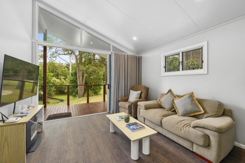 Hiddleston Retreat - E Caravan Parks 0