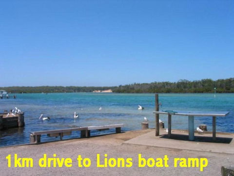 Hill Top Water And Bush Views - E Caravan Parks 1