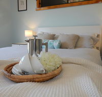Holiday home by the beach in St Helens - E Caravan Parks