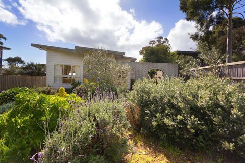 HOME SWEET HOME - MOUNT MARTHA - E Caravan Parks 1