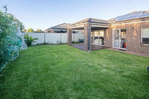 Homely Getaways In Central Pakenham - Pet Friendly - E Caravan Parks 0
