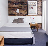 Hornsby Inn - E Caravan Parks