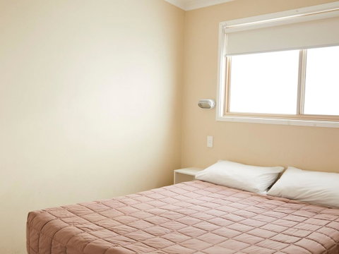 Horseshoe Bay Holiday Park - E Caravan Parks 2