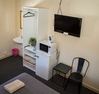 Hotel Jesmond - E Caravan Parks
