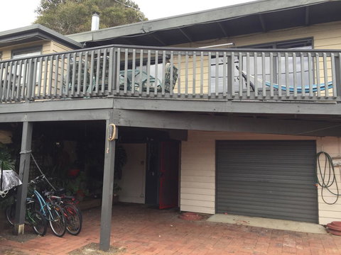 Island Getaway - E Caravan Parks 2