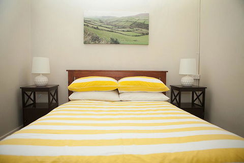 Jack Duggans Irish Pub - E Caravan Parks 3