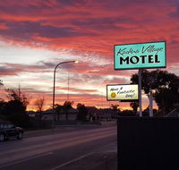 Kadina Village Motel - E Caravan Parks