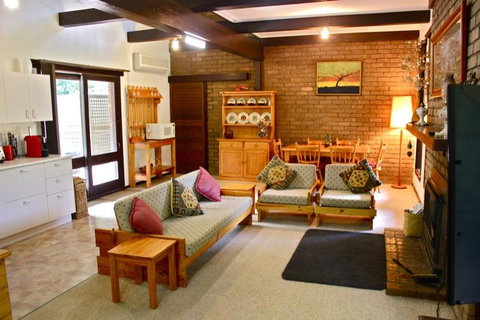 Kaighins Place - E Caravan Parks 0