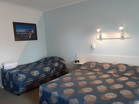Kanimbla Motor Inn - E Caravan Parks 1