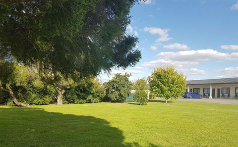 Kerang Valley Resort - E Caravan Parks 0