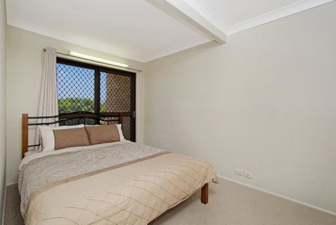 KINGSCLIFF HOLIDAY HOME ON THE HILL - SYD'S VIEW - E Caravan Parks 0
