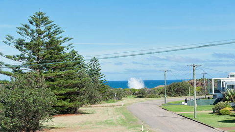 Kingsley Beach House - Boat Harbour - E Caravan Parks 3