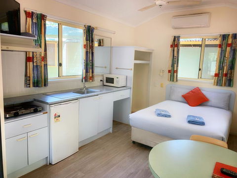 Knotts Crossing Resort - E Caravan Parks 1