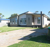 Koala Beach House - E Caravan Parks