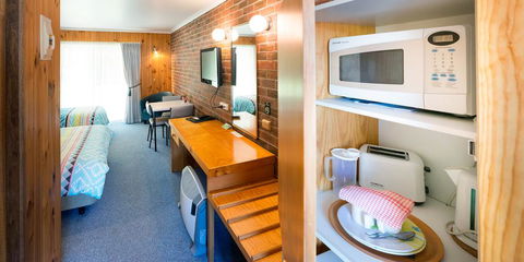 Kookaburra Motor Lodge - E Caravan Parks 2