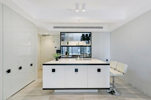 KOZYGURU HAYMARKET SYDNEY CITY VIEW 2 BED STUNNING APT NHA178-1206 - E Caravan Parks 1