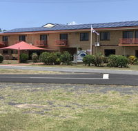 Kurrimine Beach Motel - E Caravan Parks