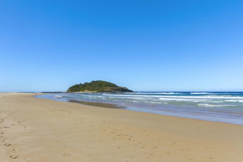 Lake Frontage Family Fun Home - E Caravan Parks 1