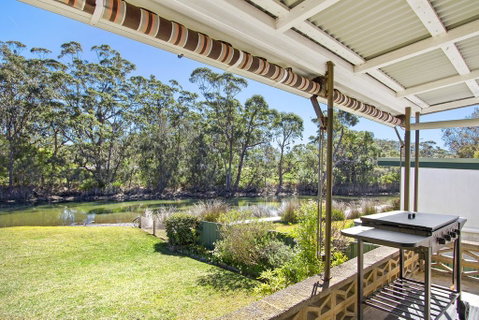 Lake Frontage Family Fun Home - E Caravan Parks 3