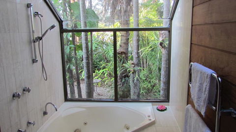 Lake Russell Luxury Retreat - E Caravan Parks 0