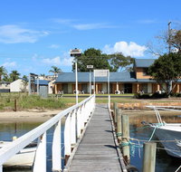 Lakeside Motel Waterfront - E Caravan Parks