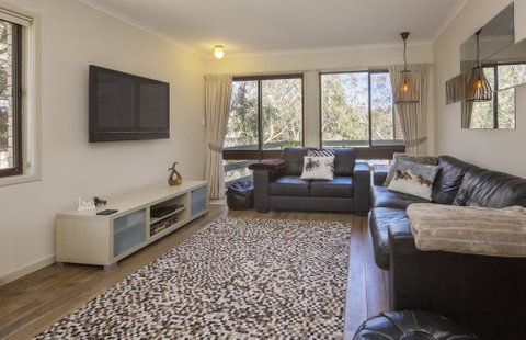Lakeside Townhouse - E Caravan Parks 2