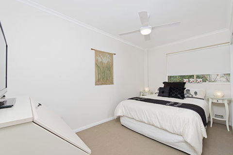 Laze Dayz At Lighthouse - Studio With Shared Pool - E Caravan Parks 2