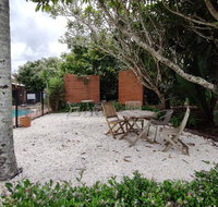Lilyponds Holiday Park - E Caravan Parks