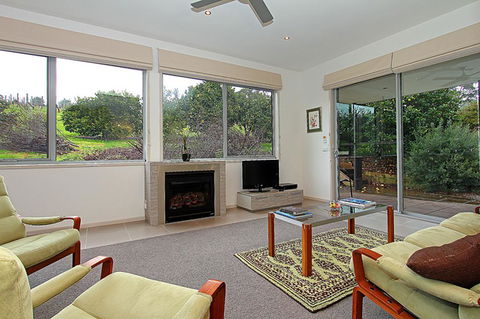Limetree Hideaway - E Caravan Parks 0
