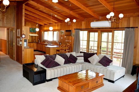 Lisieux - E Caravan Parks 0