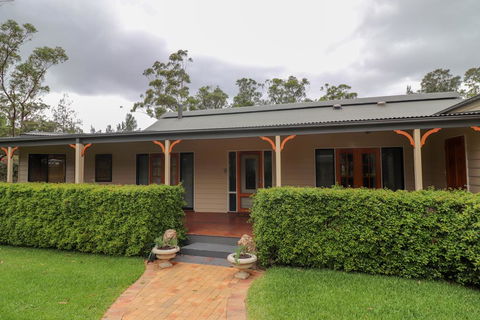Lumeah House - E Caravan Parks 1