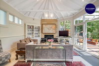 Luxe Mountain Retreat - Katoomba - 4 Bed  Bath