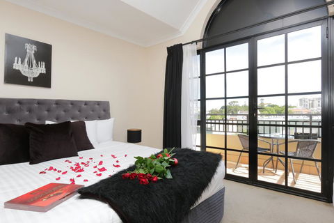 Luxe On Kensington - E Caravan Parks 2