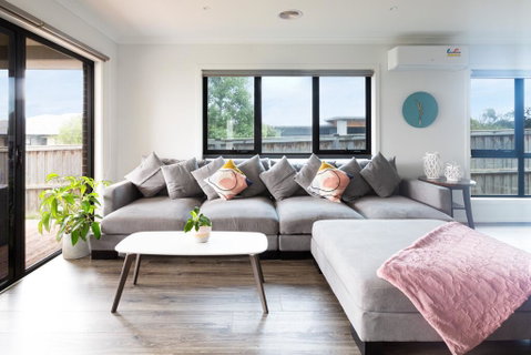 Luxury Escape In Ocean Grove - E Caravan Parks 3
