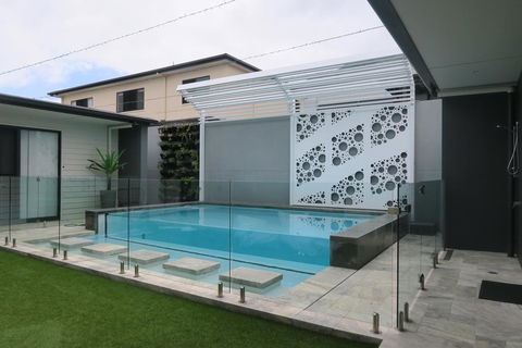 Luxury Homestay BNB In Rochedale - E Caravan Parks 2