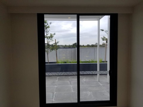 M City Self Contained Apartment - E Caravan Parks 2