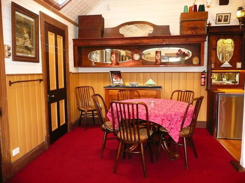 Madam Saddler - On Fraser Clunes - E Caravan Parks 3