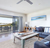 Magnificent Views - Mariners Mark - E Caravan Parks