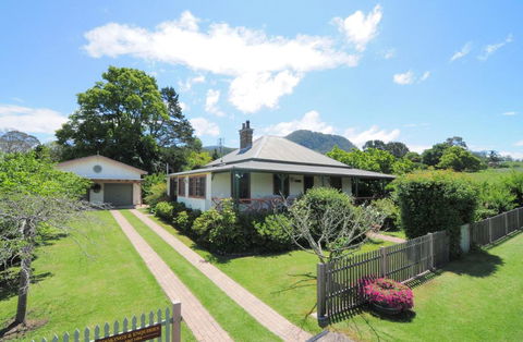 Magnolia Cottage - Kangaroo Valley - E Caravan Parks 0