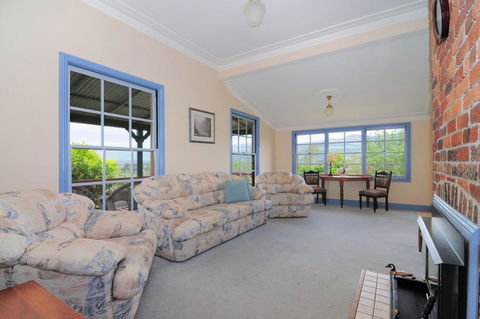 Magnolia Cottage - Kangaroo Valley - E Caravan Parks 3