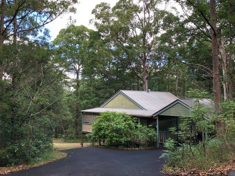 Maleny Country Cottages - E Caravan Parks 3