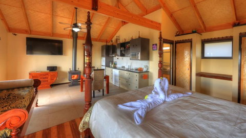 Maleny Tropical Retreat - E Caravan Parks 1