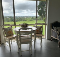 Maleny Views Holiday House - E Caravan Parks
